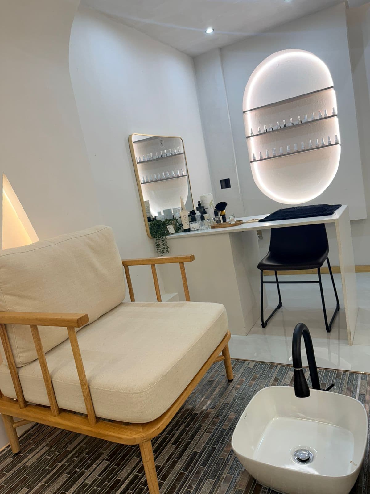 LSH Barber & Beauty Studio — studio, 3 of 8