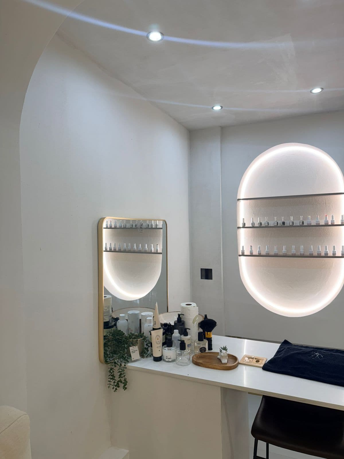 LSH Barber & Beauty Studio — studio, 4 of 8